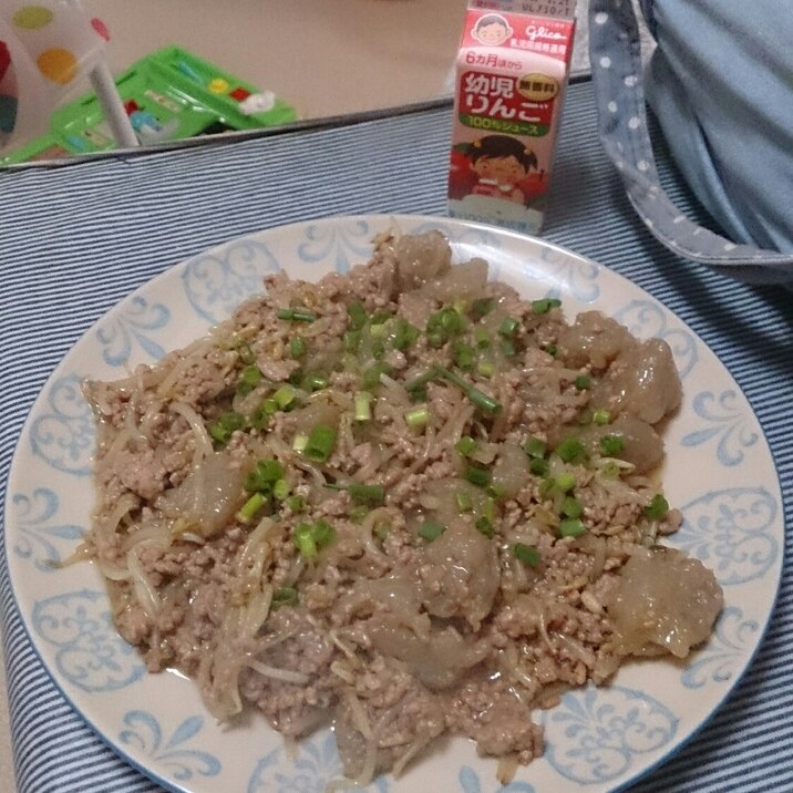 もやしと挽き肉の味噌炒め